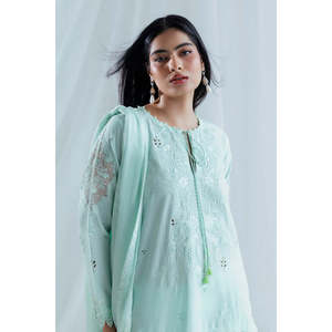 Ensemble 3 pièces en dentelle brodée avec bordures et dupatta en soie FE-52079 - Product Image 5