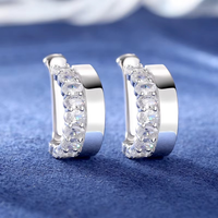Boucles d'oreilles clous en argent sterling certifié, serties d'une rangée de moissanite taille brillant, pour femmes et hommes, style hip-hop, cadeau original pour rappeur
