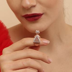 Bague en diamant massif d'inspiration vintage Moonlit Serenade, bijou élégant, cadeau pour elle, taille ronde 1,5 ct, fournisseur en gros - Product Image 1