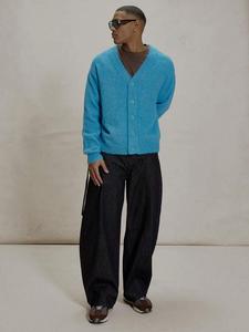 <span class=keywords><strong>Cardigan</strong></span> da <span class=keywords><strong>Uomo</strong></span> Personalizzato ODM <span class=keywords><strong>Blu</strong></span> Brillante con Scollo a V e Bottoni, Vestibilità Ampia, Maniche Lunghe, 100% Lana, Maglione Lavorato a Maglia per Autunno e Inverno, Caldo e Casual - Product Image 6