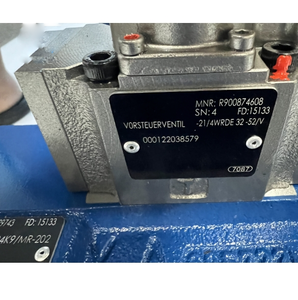 Válvula de Control Direccional de Alta Respuesta 4WRDE 16 V1-125L-52/6L24TK9/WG152MR 4WRDE10V1-100L-5X/6L24K9/MR - Product Image 3