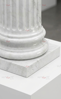 Colonne de style romain européen en marbre - Design creux pour villa extérieure avec construction solide