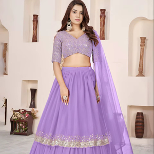 Conjunto de Lehenga de Georgette Lavanda con Blusa Bordada con Lentejuelas Zari y Dupatta de Malla Suave para un Elegante Atuendo de Fiesta al Estilo Bollywood - Product Image 1