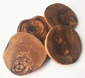 Sous-verres en noyer Fourniture en gros de sous-verres en bois naturel modernes fabriqués à la main par Crescent Crafts - Product Image 1