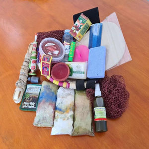 Kit de Regalo para Spa Hammam Marroquí |   Jabón Negro, Guante Kessa, Arcilla Ghassoul, Aceite de Argán, Agua de Rosas, Paquete de Exfoliación, Set Spa Deluxe Pro - Product Image 1