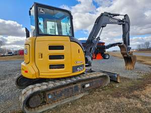 Excavadora de Orugas John Deere 17G de Primera Calidad con Bomba de Motor y Caja de Cambios de Alta Eficiencia, para Proyectos de Paisajismo y Excavación - Product Image 3