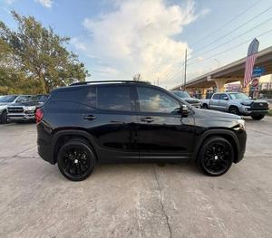 UTILISÉ LHD/RHD 2019 GM_CS Ter_rainnns S _ LE 4dr SUV - Product Image 2