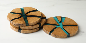 Prêt à expédier sous-verre en bois rond avec conception époxy pour décoration de table - Product Image 2