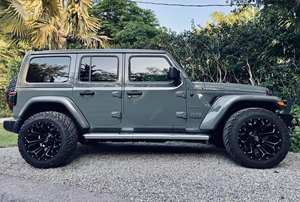 Jeep Wrangler Sahara SUV 2023 USADO, Automático, Volante a la Izquierda, Interior Oscuro, Asientos de Tela, Cámara Trasera - Product Image 2