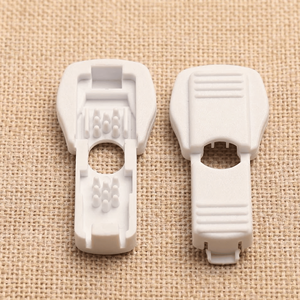 Suministro de fábrica: Clip de bloqueo de extremo de cordón de nailon para cordones de bolsos, mochilas, chaquetas y zapatillas - Product Image 6