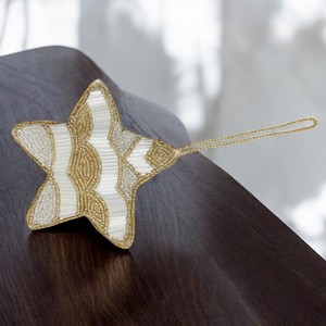 Artesanía Colgante Zari con Diseño de Estrella Blanca |   Tela con Cuentas y Bordado con Hilo Metálico para Navidad, Bodas y Decoración de Interiores - Product Image 2