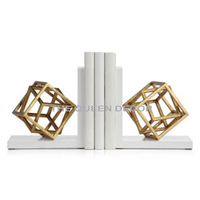 Vente en gros de serre-livres Sculpture en métal Meilleure prière antique Main Designs Home Decorative Highly Luxury Theme Design Serre-livres