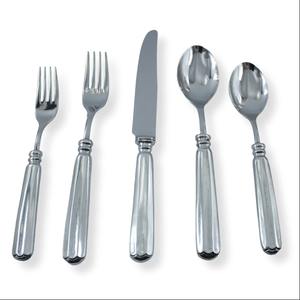 Ensemble de couverts personnalisés en acier inoxydable étain 5 pièces faits à la main, parfaits pour les restaurants et les célébrations de mariage - Product Image 2