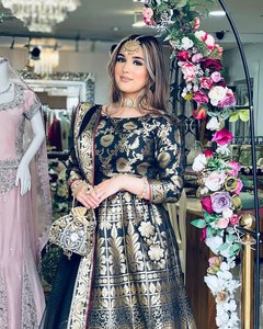 Nouvelle robe traditionnelle en zari lourd avec dupatta en filet doux pour les fêtes indiennes et pakistanaises, mariage, vêtements élégants - Product Image 2