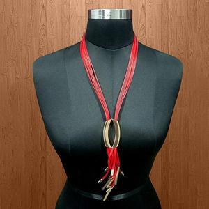 สร้อยคอลูกปัดแฟชั่นสำหรับแขวนสีแดง1111712C urthn - Product Image 1