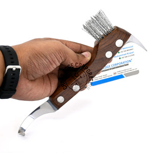 Outil de coupe de sabot de haute qualité outil de maréchal-ferrant coupe facile et lisse sabots couteau soin des sabots avec brosse métallique et sélecteur de crochet de base - Product Image 1