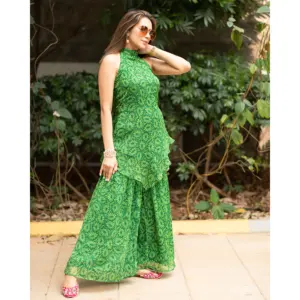 Conjunto de Cordón Verde Tiburón para Mujer, de Chifón Puro con Botones - Product Image 4