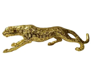 High Quality Brass Made Jaguar Sculpture Customized Metal Sculpture Elegant For Home Office Tabletop Decor Usage In Wholesale