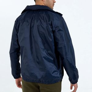 Chaqueta cortavientos con cremallera impermeable personalizada, chaqueta deportiva con manga estampada y puños ajustables de nailon y poliéster para hombre - Product Image 5