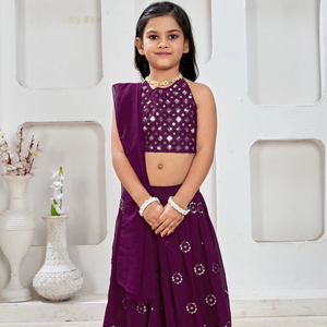 Conjunto de Lehenga Choli Morado hasta el Suelo para Niñas, Diseño de Moda Shoryam, con Trabajo de Espejo, Estilo Étnico, para Fiestas, para Todas las Temporadas - Product Image 1