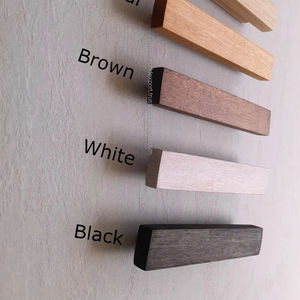 Poignée de tiroir en hêtre naturel | Poignée de placard en bois clair profilée fabriquée à la main de Falak World Export - Product Image 1