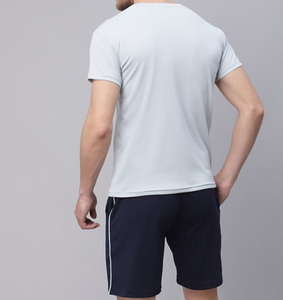 Conjunto deportivo transpirable de verano para hombre, diseño personalizado, de alta calidad, 100% algodón, camiseta y pantalones cortos. - Product Image 2