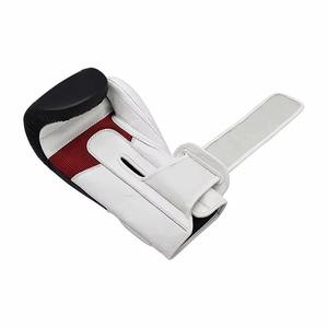 Guantes de Boxeo Ligeros y Transpirables al por Mayor, Guantes de Boxeo Profesionales de Piel Sintética para Entrenamiento de MMA y Muay Thai - Product Image 5