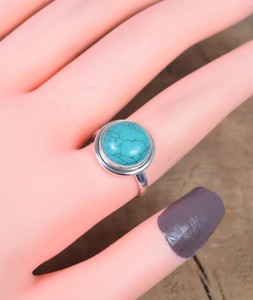 แหวนเพชรเทอร์คอยส์สังเคราะห์สีเงินแท้925แท้ทรงกลมสีเทอร์ควอยซ์ธิเบตขนาด10มม. ฐานหนามเตยแบบเรียบง่ายแหวนแฮนด์เมดสำหรับผู้หญิงทำมือ - Product Image 4