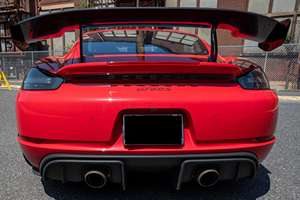 Modelo de Auto Deportivo 2024 Usado en Excelentes Condiciones, Tracción en las Cuatro Ruedas, Interior de Cuero Oscuro, Caja de Cambios Automática, Volante a la Izquierda, Motor V8 de 5.0L, Techo Panorámico - Product Image 6