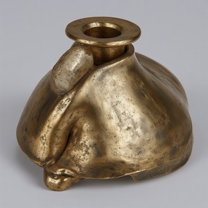 Bougeoir en corne d'aluminium de qualité supérieure avec base en laiton poli Artisan fait à la main conçu pour les intérieurs décoratifs - Product Image 1