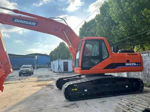 Excavatrice DOOSAN DH225-7 d'occasion, vente chaude, excavatrice sur chenilles d'occasion originale Doosan DH225LC-7, bon état - Product Image 4