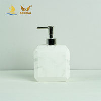 Ensemble d'accessoires de salle de bain en marbre Distributeur de savon en résine Boîte à mouchoirs Porte-brosse à dents Utilisation hôtelière Décor à la maison Ensemble de salle de bain toilette