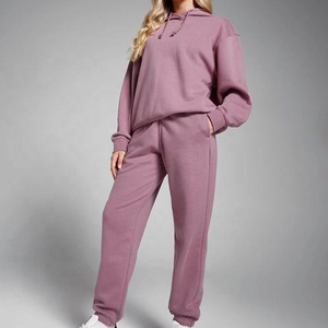 Conjunto Deportivo Unisex de Última Moda 2025, Conjunto Deportivo para Mujer, Conjunto Deportivo para Mujer al por Mayor, Ropa Deportiva Informal para Calle - Product Image 1