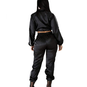 ชุดวอร์มสำหรับผู้หญิงสะท้อนแสงแนวสตรีทแวร์สีดำ - Product Image 2