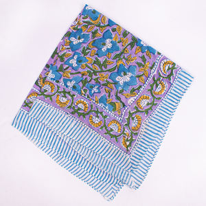 Pañuelo Cuadrado de Algodón Estampado al por Mayor, de Alta Calidad, Transpirable, con Estampado Floral Moderno, Perfecto para Marcas de Moda y Venta Minorista - Product Image 6