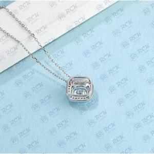 1.00 TCW Moissanite pendentif pour femme Minimal Dainty diamant anniversaire cadeau 14k plaqué or bijoux en argent collier - Product Image 2