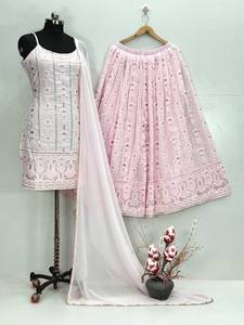 ชุดส่าหรีผ้าจอร์เจียต์ปักลายแบบดั้งเดิมสำหรับผู้หญิง ทรงสวย แห้งเร็ว ใส่ได้ทุกฤดู เหมาะสำหรับงานปาร์ตี้และชายหาด - Product Image 4