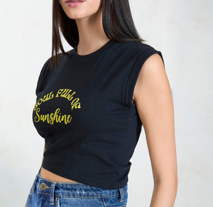 Nouvel arrivage de hauts courts pour femmes à la mode t-shirts sport yoga entraînement surdimensionné sans manches haut court pour femmes t-shirt pour femmes - Product Image 4