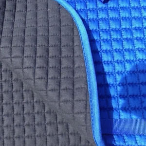 Tapis de selle en fibre de bambou écologique, antibactérien, rafraîchissant et respirant, avec mousse haute densité pour le confort du cheval - Product Image 6