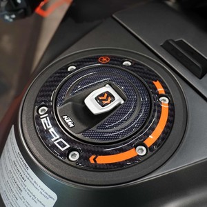 Adesivo Protettivo 3D per Tappo Serbatoio Compatibile con KTM 1290 Super Adventure 2021-22, Adesivi per Serbatoio Moto - Product Image 3