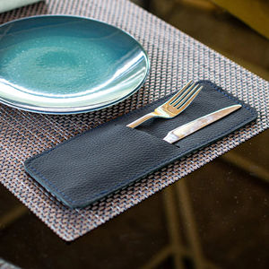 Porte-couverts en cuir léger et durable fait à la main pour restaurant organisateur d'ustensiles élégant rouleau Portable Fine Table Setup - Product Image 1