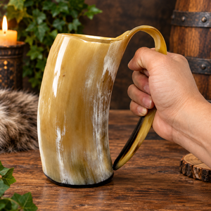 Mug à boire artisanal en corne naturelle REHMAN CRAFT, style rustique vintage, écologique, verre à bière, pour mariage, usage domestique, Uttar Pradesh - Product Image 2