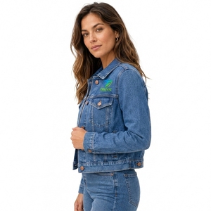 Veste en jean premium pour femme, vêtement décontracté, veste en jean pour femme avec tissu en denim de coton durable, coupe confortable, boutons classiques - Product Image 3