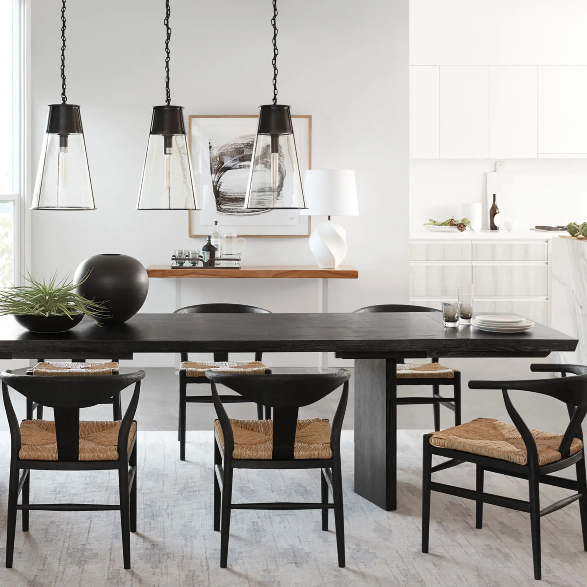 Современный дизайн, мебель для столовой, верхний черный обеденный стол, 6 мест в сочетании с плетеным стулом из ротанга