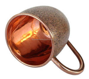 แก้วมักมอสโกทองแดงพิมพ์ลายด้วยมือเหมาะสำหรับโต๊ะอาหารค่ำงานเลี้ยงงานแต่งงานและบาร์ - Product Image 3