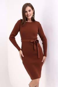 Robe en tricot à col rond pour femmes manches longues ceinture chaude et flexible détail haute qualité hiver nouvelle mode personnalisable services OEM - Product Image 3