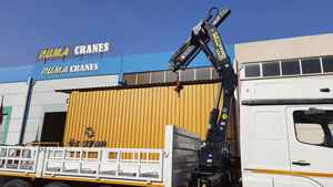 Grue montée sur camion mobile de haute qualité de 5 tonnes de grues Puma nouvelle flèche d'articulation hydraulique à moment de charge élevé avec pompe à boîte de vitesses - Product Image 4