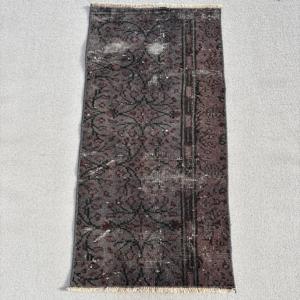 Turkish Vintage Small Rug 1.6x3.2 ft, <b>Brown</b> Oriental Rug <b>Wool</b> - Product Image 1