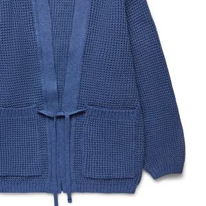 Cardigan en tricot à col en V avec bouton/manches longues et pull d'hiver brodé à motif patchwork pour sororités universitaires unisexe - Product Image 6