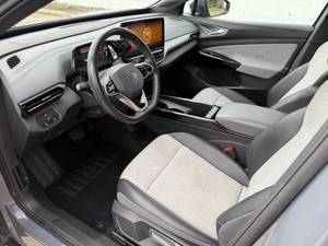 Prezzo basso 2023 Volkswagen ID. Auto usata 4 Pro in vendita - Product Image 3